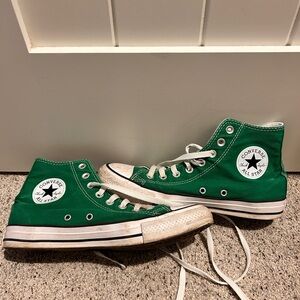CONVERSE all-stars in green